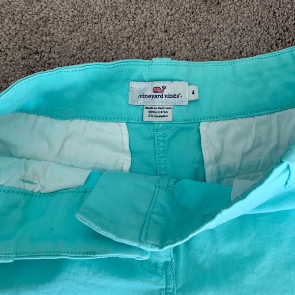 Vineyard Vines Aqua Shorts - Picture 3 of 4